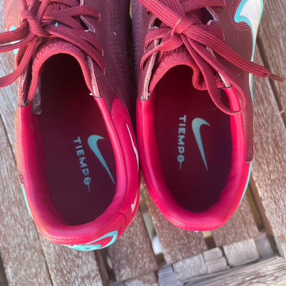 Nike Legend 9 Academy AG 'Red Blue' Soccer Cleats - Picture 6 of 7